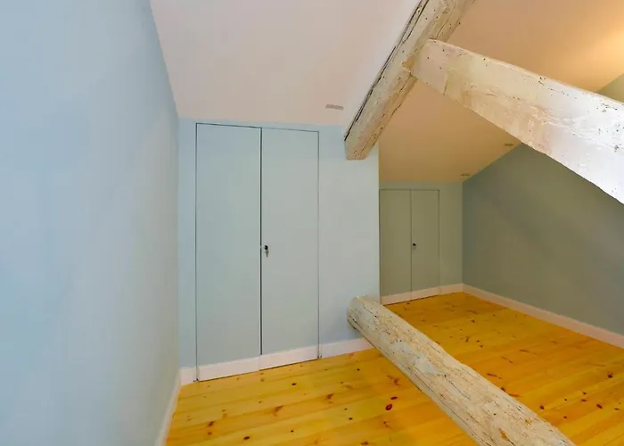 Aparthotel History House 4*