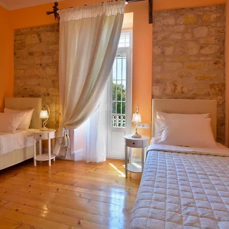 Apartmanhotel History House 4*