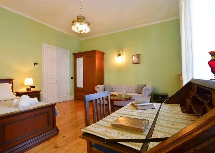 Ξενοδοχείο με διαμερίσματα History House