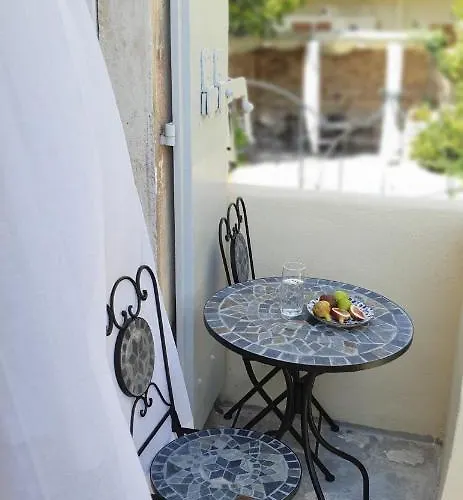 History House Ξενοδοχείο με διαμερίσματα