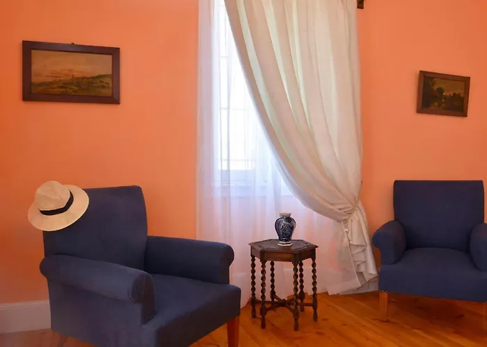 History House Apart Otel 4*